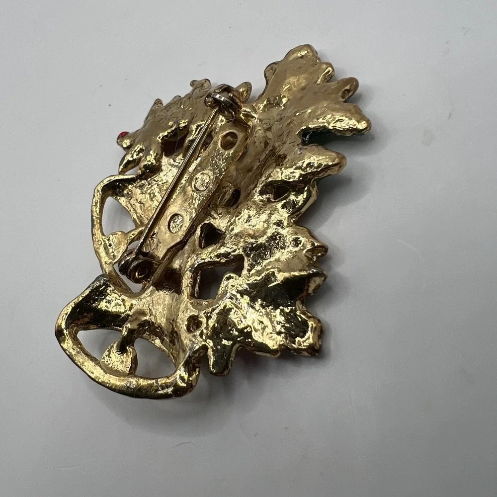Vintage Bell Brooch Red Green Enamel Gold Tone Christmas Holiday‎ Pin